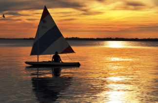Lake Winneconne sailing